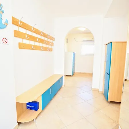 With Parking Space Basanija, Umag - 27188 Διαμέρισμα Bašanija